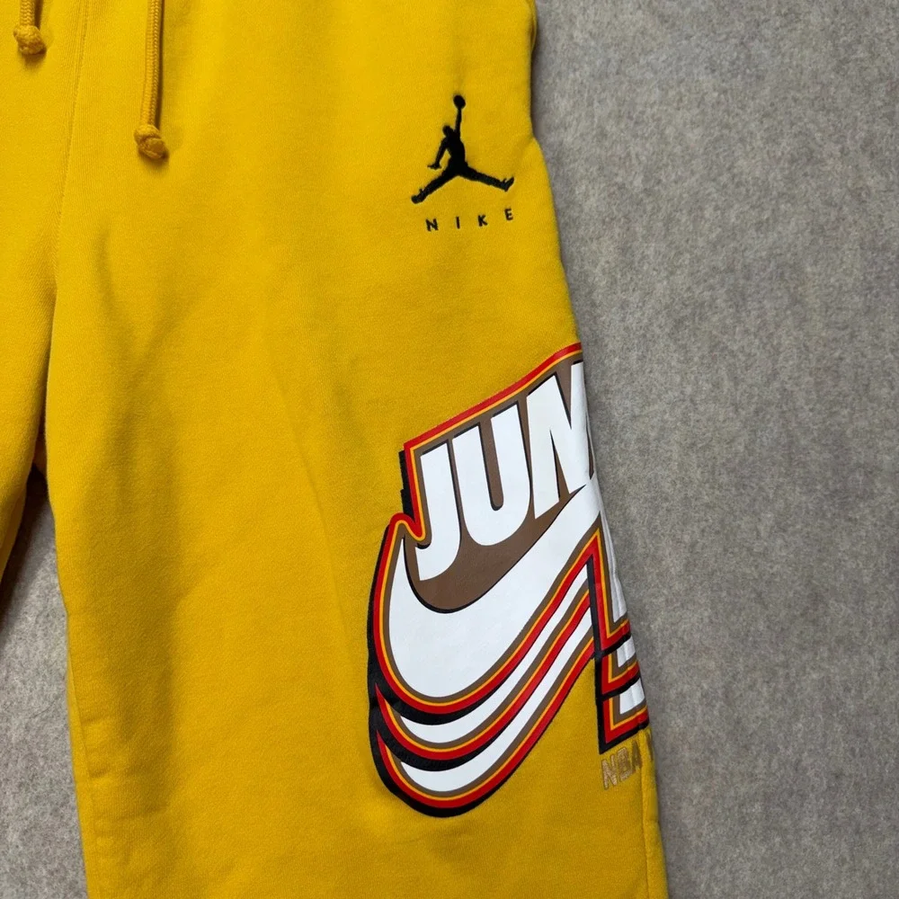 Jordan Mens Yellow Fleece Jumpman Graphic Sweatpants Medium Sporty Athleisure